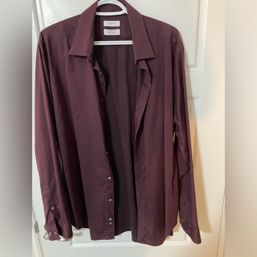 3 Calvin Klein dress shirts